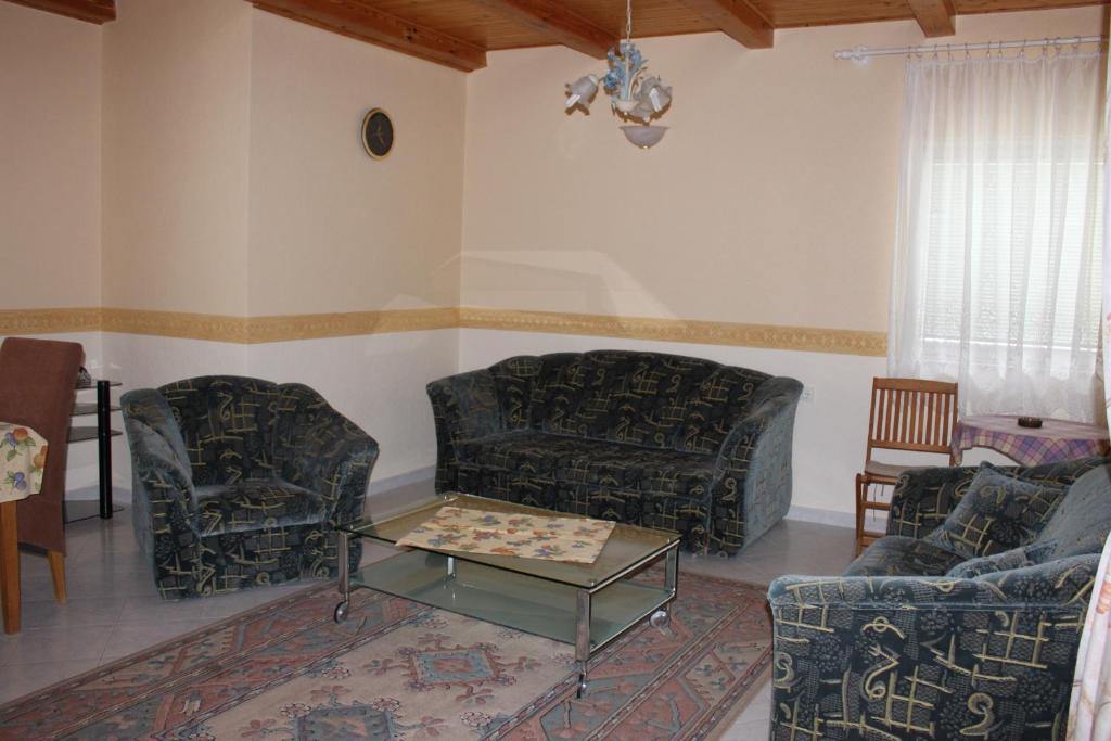 Orwa Apartmanok - Cedrus Koez Залакарош Номер фото
